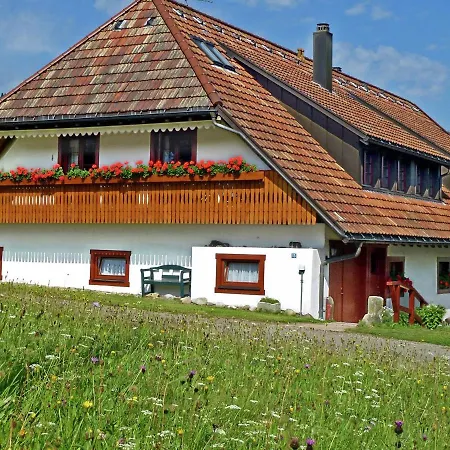 Comfortable In Rickenbach Near Forest شقة